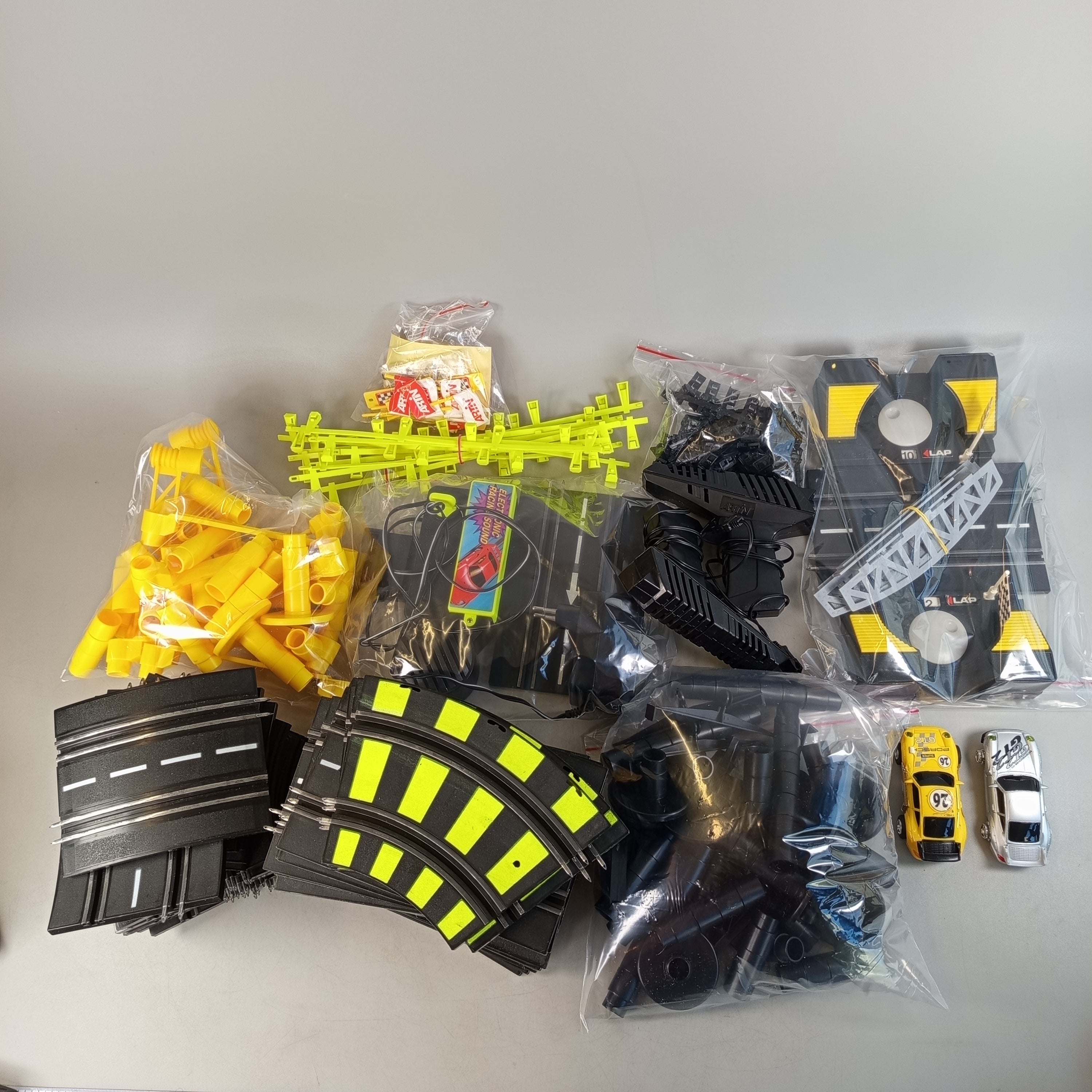 ARIN Bundle Rennbahn Autos & Schienen, gebraucht, ab 6 7 8 Jahre | ✅ geprüft